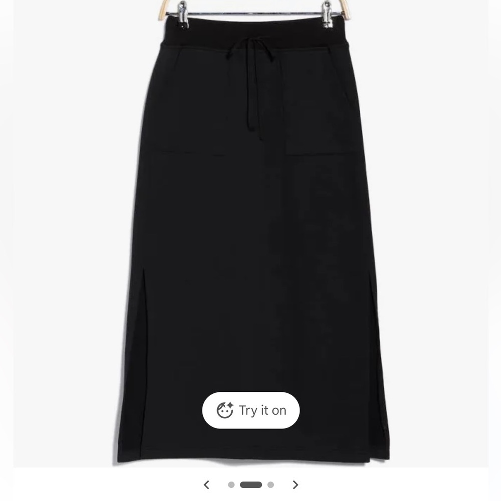 Splendid Black Pencil Skirt with side slits